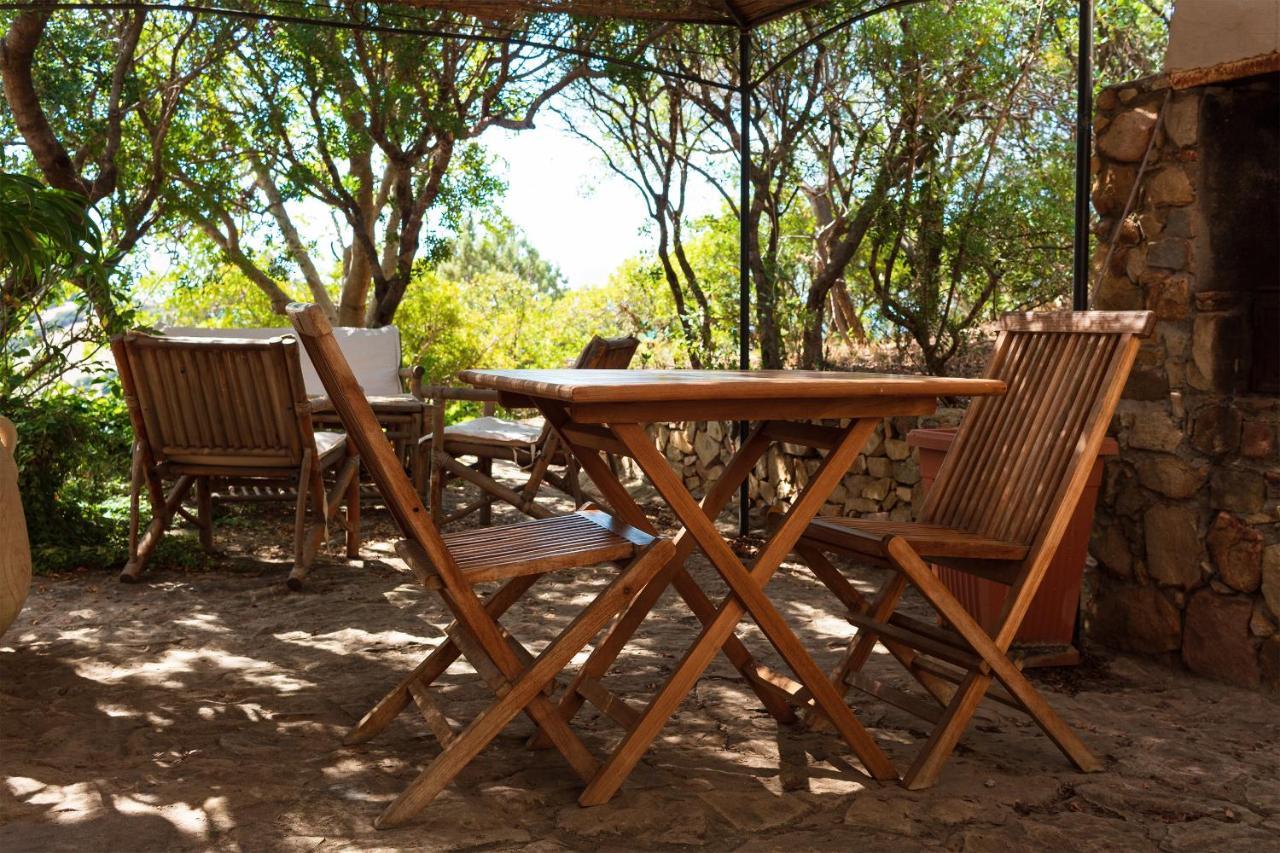 Sa Guardia De Ferricci Bed & Breakfast Соланас Екстериор снимка
