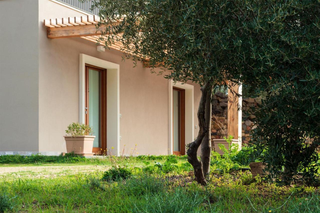 Sa Guardia De Ferricci Bed & Breakfast Соланас Екстериор снимка