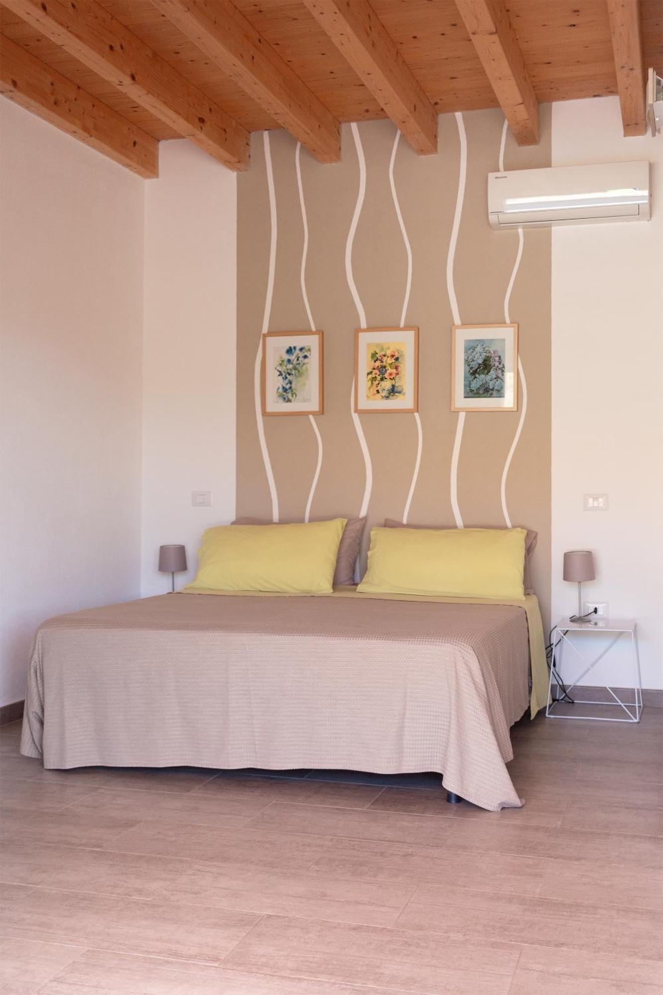 Sa Guardia De Ferricci Bed & Breakfast Соланас Екстериор снимка