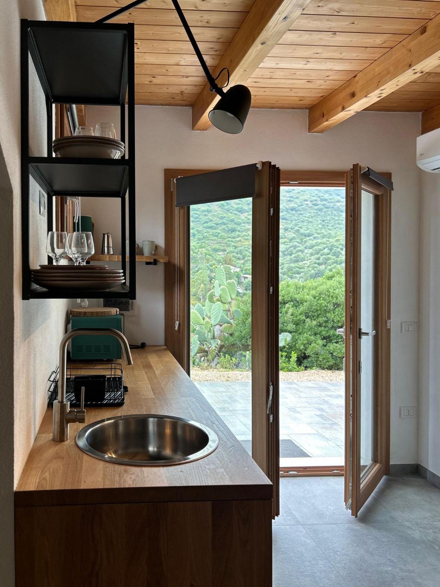 Sa Guardia De Ferricci Bed & Breakfast Соланас Екстериор снимка
