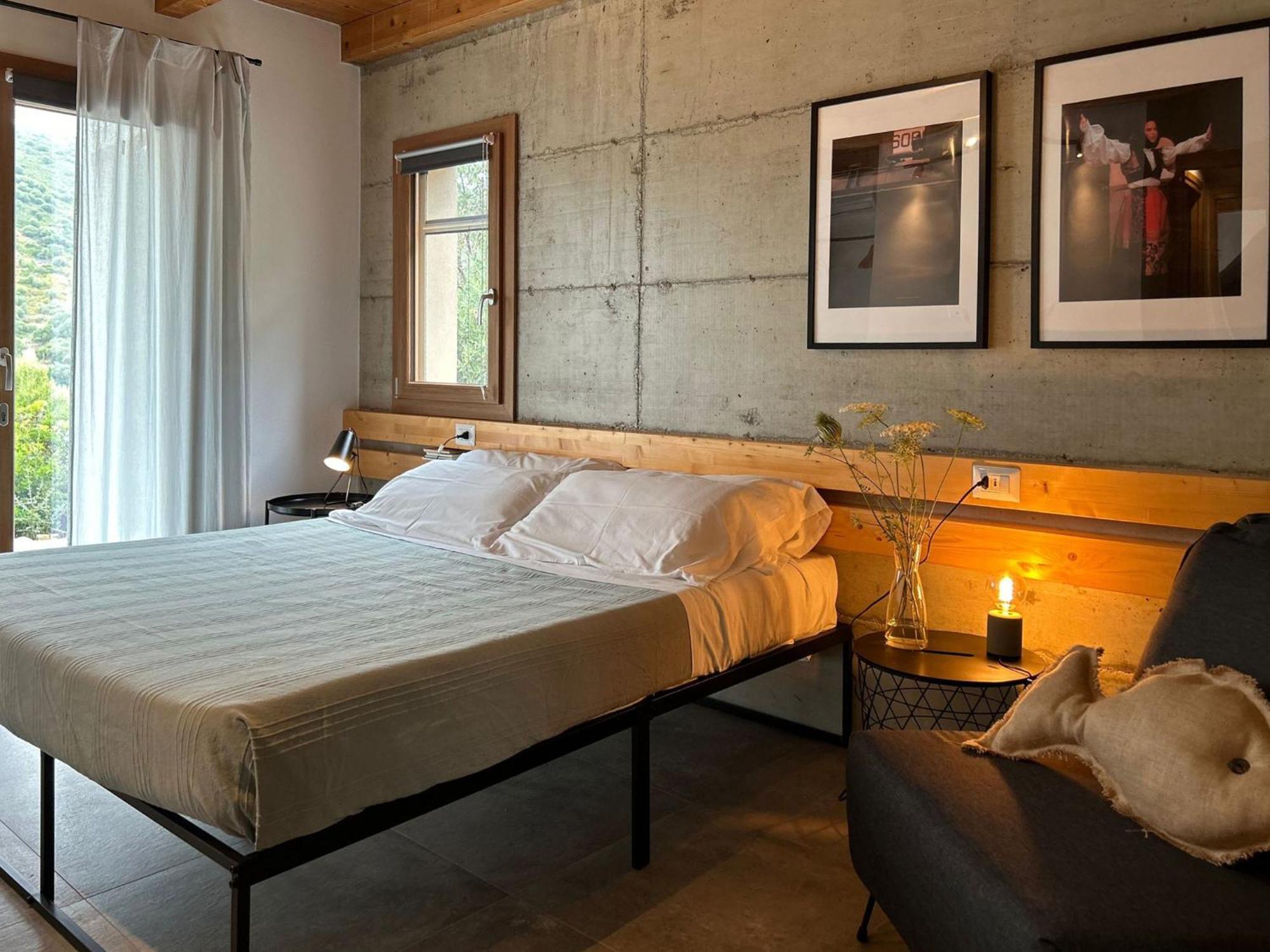 Sa Guardia De Ferricci Bed & Breakfast Соланас Екстериор снимка